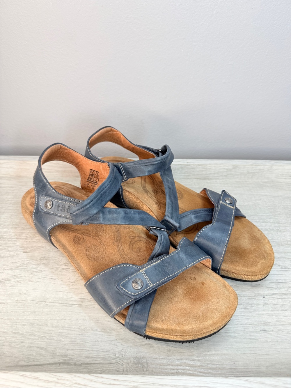 Taos Footwear Blue Leather Strappy Wedge Sandals - Picture 8 of 14